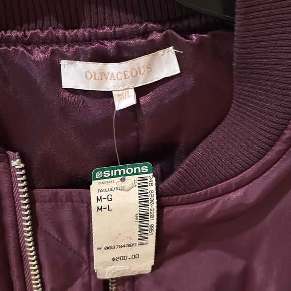 New - Satin bomber jacket, super stylish, puffy and warm. - Picture 2 of 4